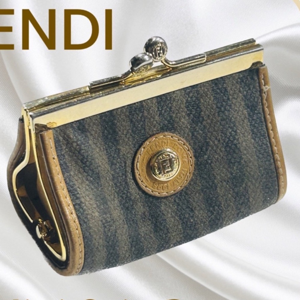 Vintage, Fendi Blackand Brown Coin Purse with Gold Accents! Super cool bc of age